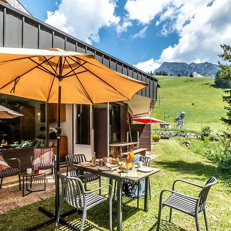 Ferienhaus Slow Soleil Ski-inski-out Terrace Walk Everywhere ! Manigod